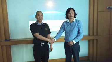 中擂在LED行業(yè)的經(jīng)驗(yàn)比較豐富，策劃中為我公司品牌提煉出“自然光”賣點(diǎn)，并對(duì)眾產(chǎn)品進(jìn)行全面梳理分類，全面提升了產(chǎn)品形象。此次雙方都合作很愉快，期待未來(lái)雙方能繼續(xù)攜手邁進(jìn)！